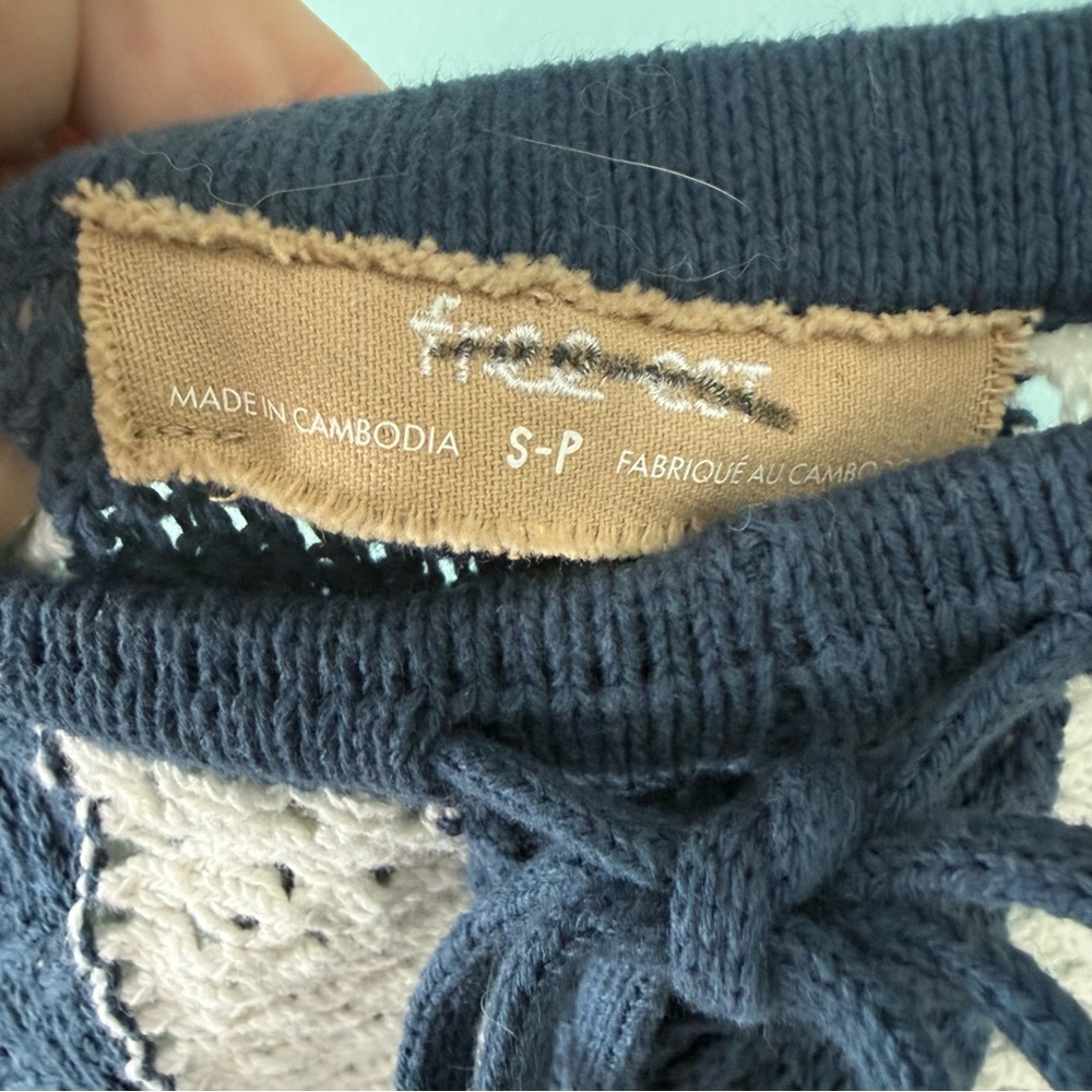 Free People Joan Fauxchet Crochet Set Size S One Shoulder Top Low Rise wide Leg - Picture 14 of 16